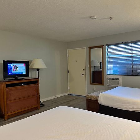 Vip Motel Parksville Bagian luar foto