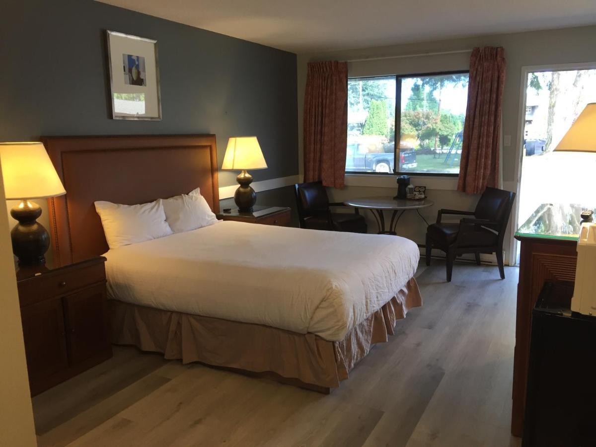 Vip Motel Parksville Bagian luar foto