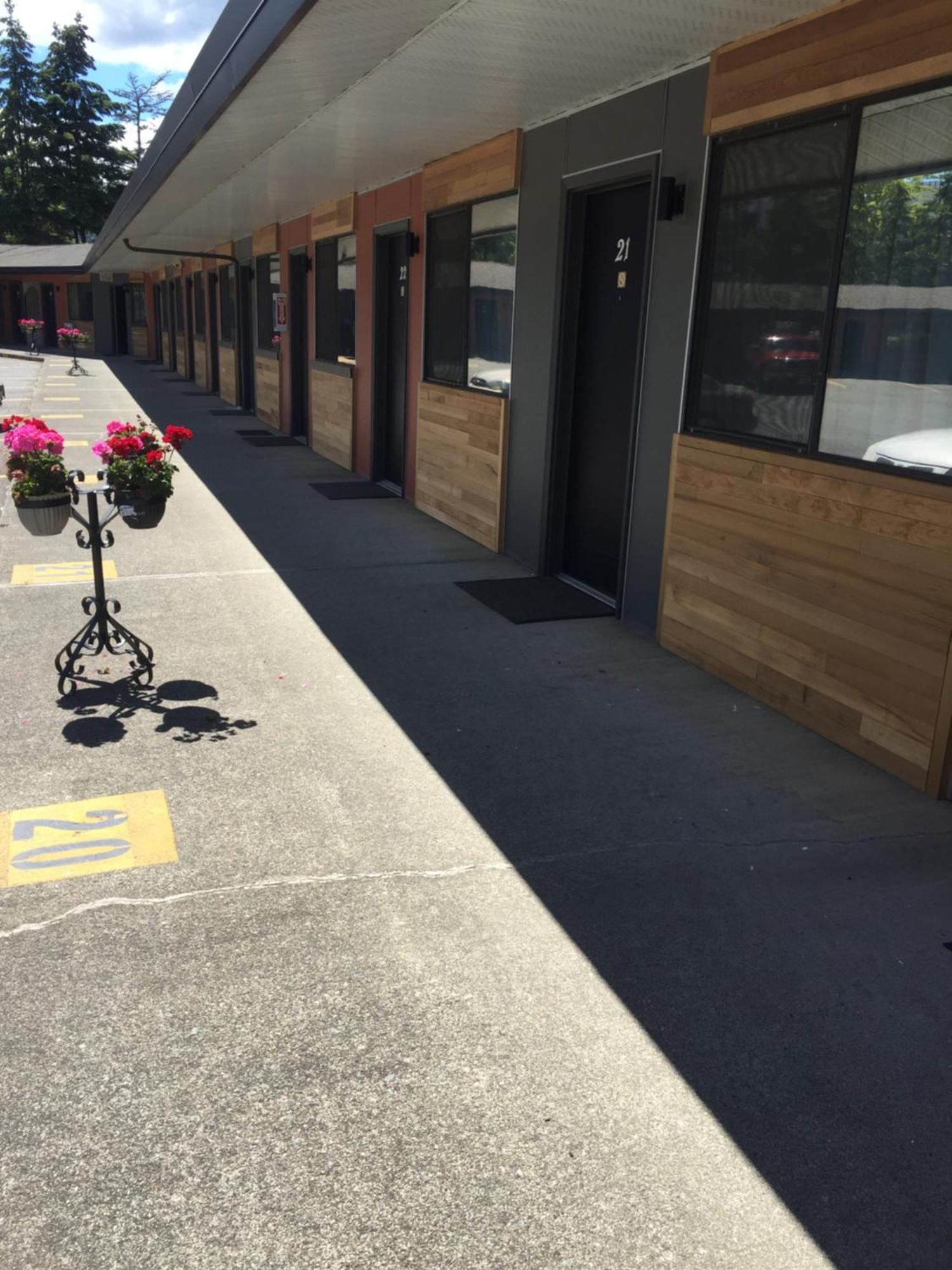 Vip Motel Parksville Bagian luar foto