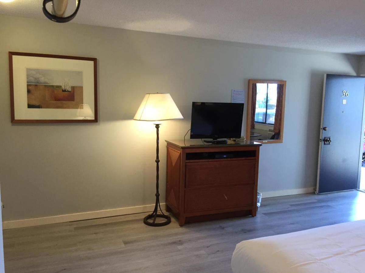 Vip Motel Parksville Bagian luar foto