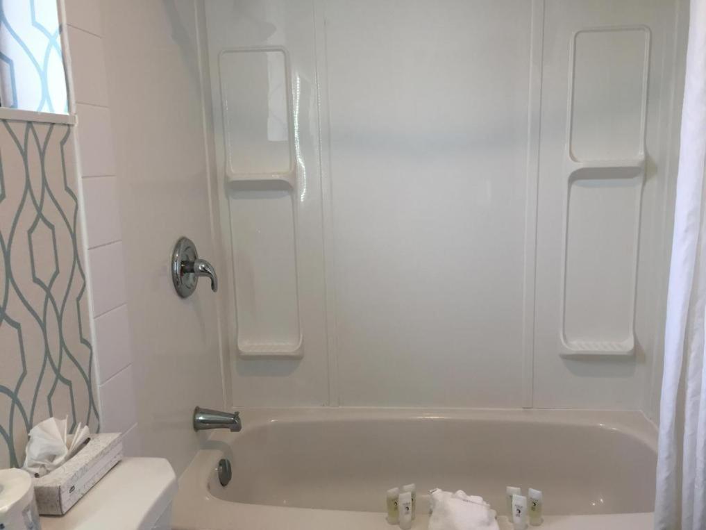 Vip Motel Parksville Bagian luar foto